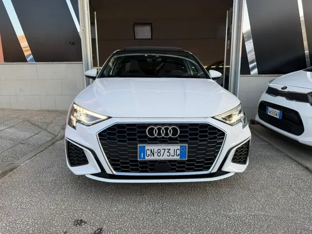 Miniatura foto 2 — Audi A3 Sportback