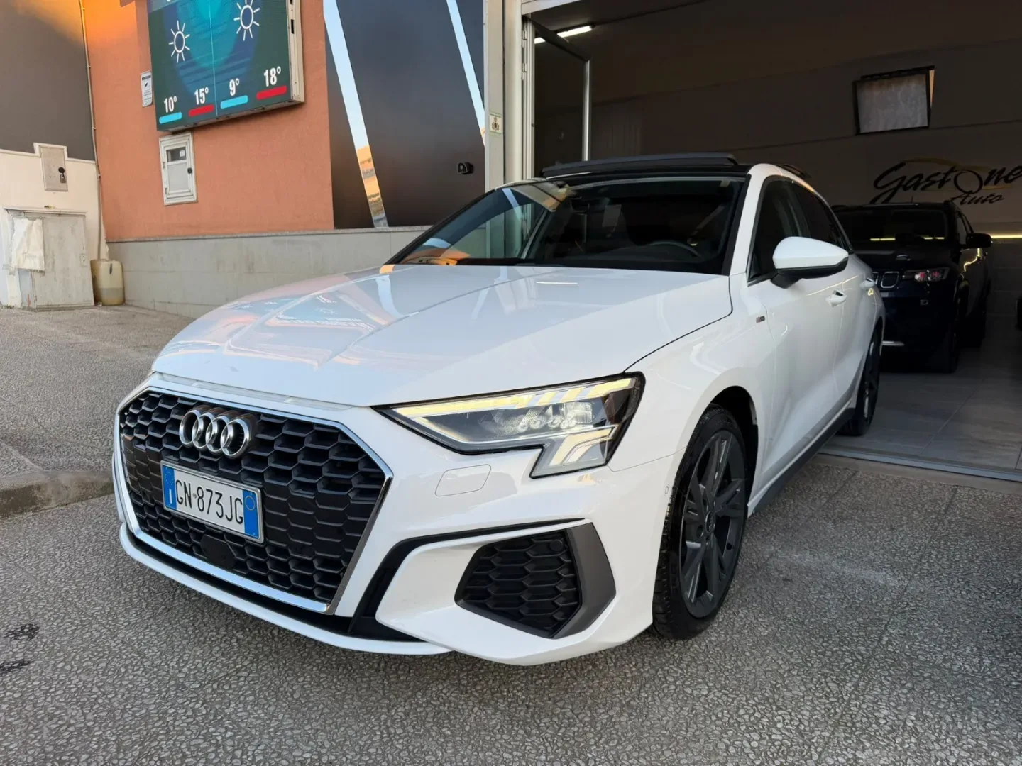 Audi A3 Sportback S-Line — foto 3