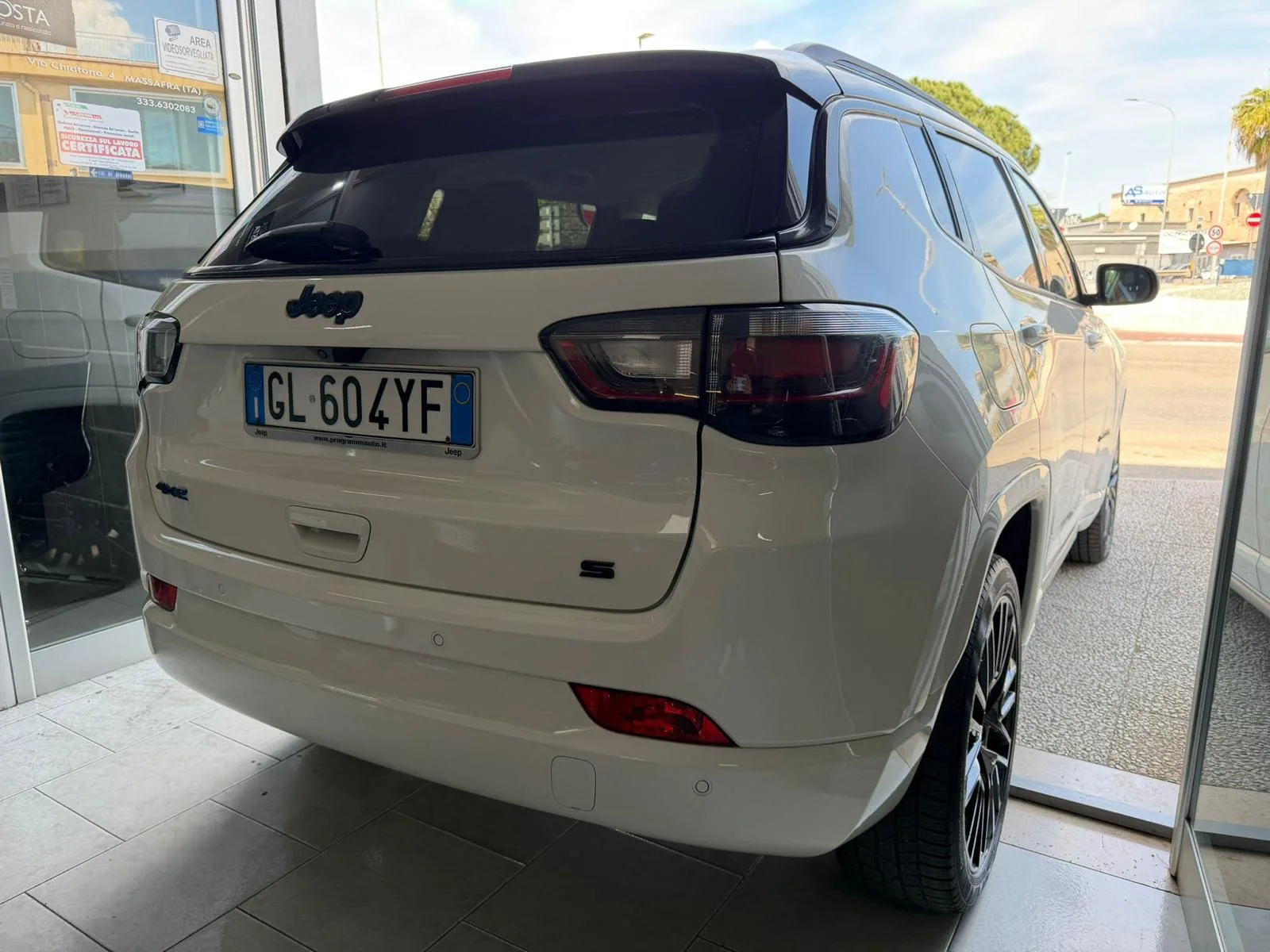 Jeep Compass Limited 4xe — foto 5