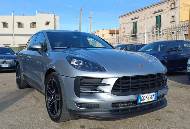 Miniatura foto 3 — Porsche Macan
