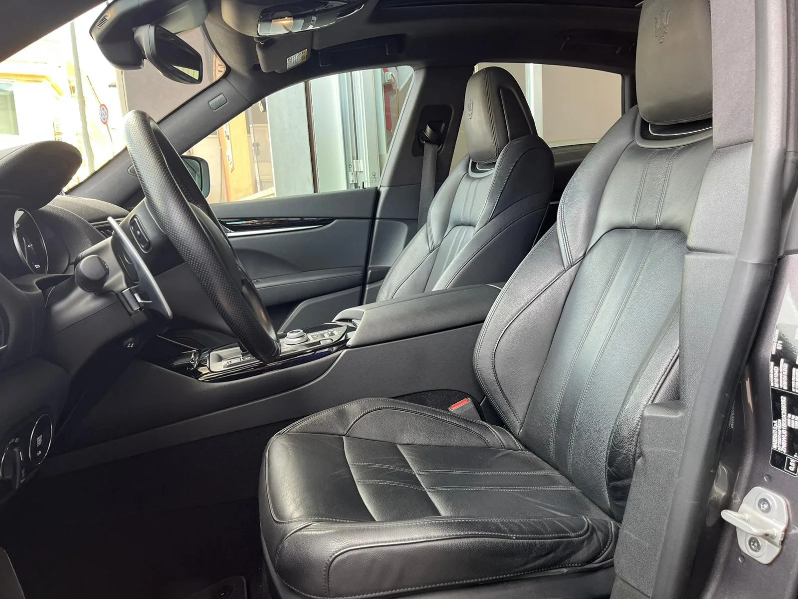 Maserati Levante Gransport — foto 9